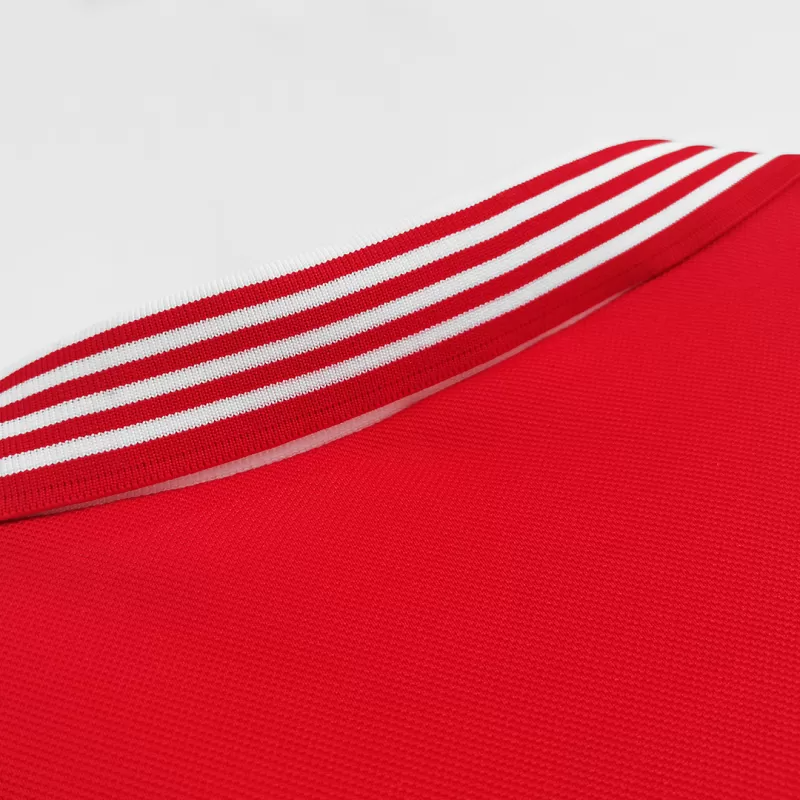 Retro 1977 Manchester United Home Soccer Jersey