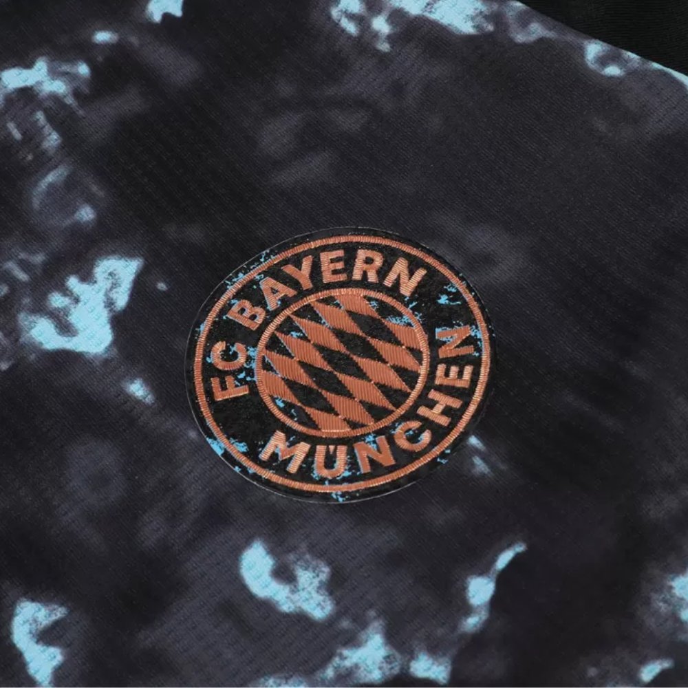 Bayern Munich Away Soccer Jersey 2024/25